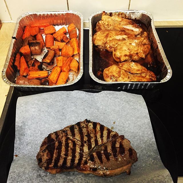 GrillingOnWeber's tweet photo. chicken breast, grilled rump steak, roast veg #foodporn #food #weber #grill #tasty https://t.co/H05hMDC84x