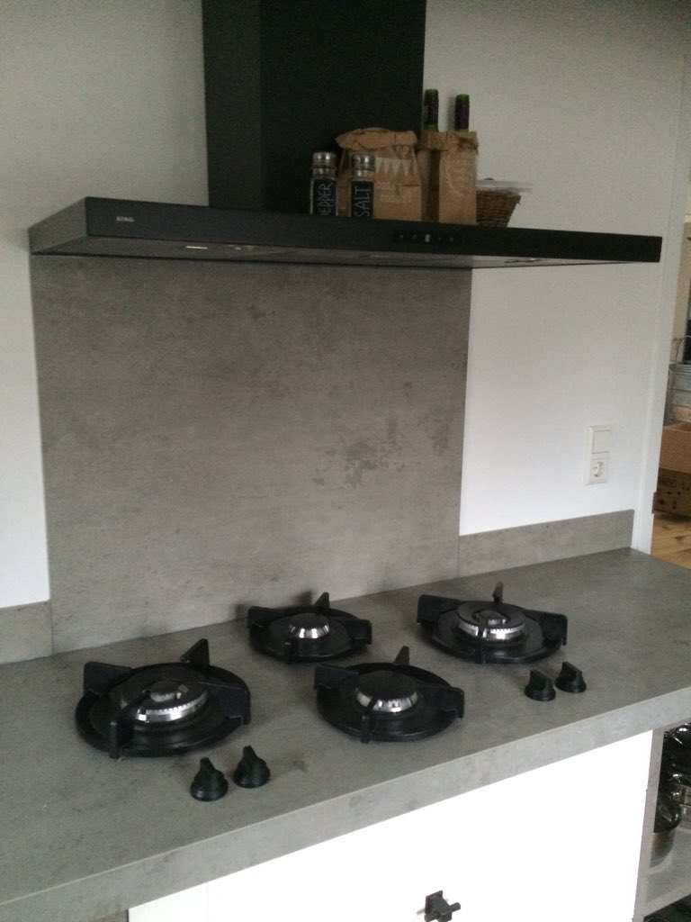 KeukenLndDesign's tweet photo. Weer z'n mooie @pittcooking klant erg tevreden met het resultaat.#keuken https://t.co/qgaltXnQjx #inbouwapparatuur https://t.co/Tfbzg0Gibr