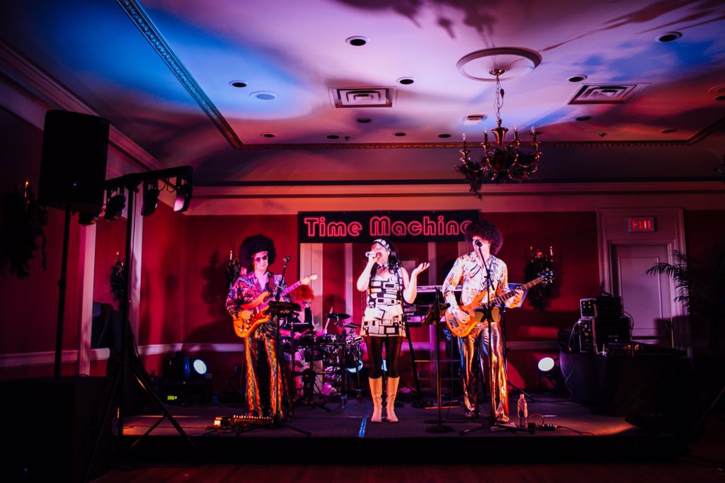 jc_tejada's tweet photo. Rock the Casbah #XmasParty #CoverBand  #TheTimeMachine #TNTengineering #FairmontPalliser #YYC #PartyTime #LiveMusic https://t.co/drdUWtn1EG
