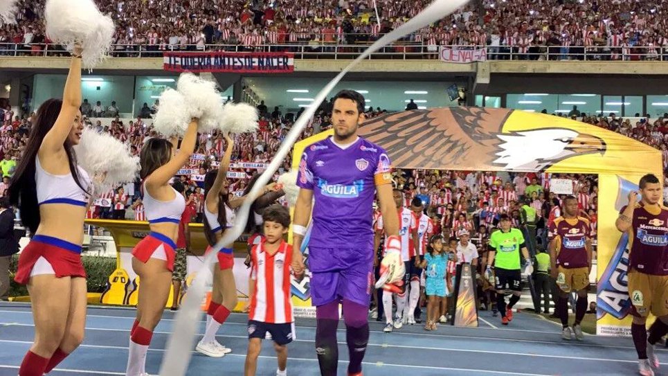 ColGritaGol's tweet photo. VIDEO | Sebastián Viera, la muralla del Junior. https://t.co/bhesSDiFOx https://t.co/R6ywLwrgVV