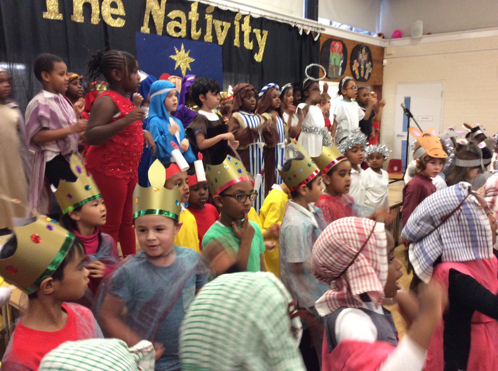 AbsSumnerSE11's tweet image. A lovely nativity performed by KS1 at ABS - well done children and thanks to the great audiences