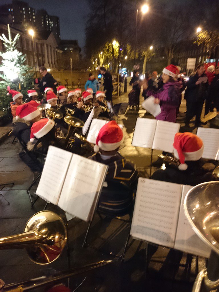 AbsSumnerSE11's tweet image. Archbishops Sumner School band playing carols outside St Anselm's this evening - hugely talented children!