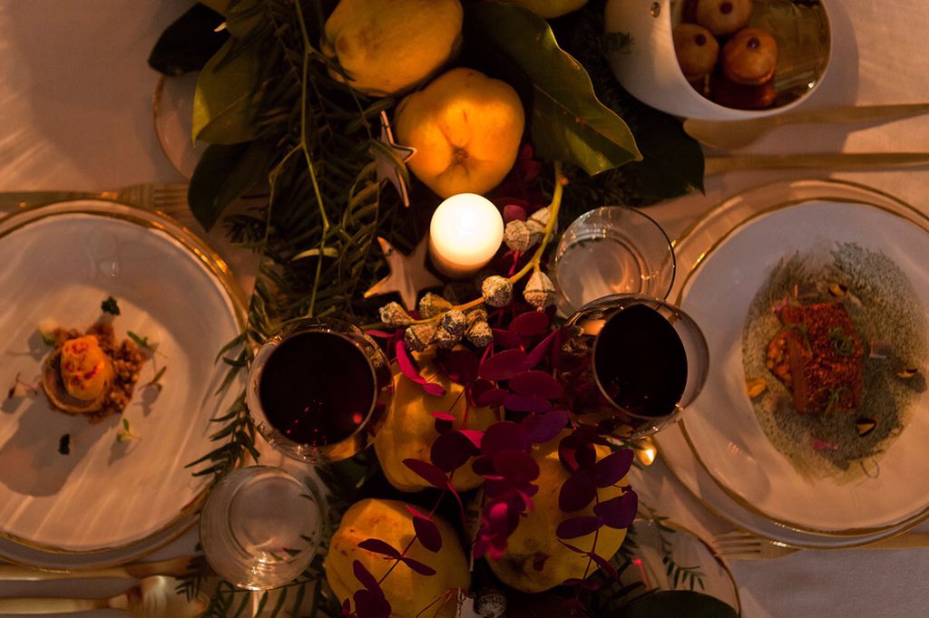 Better (@betteresmejor) on Twitter photo Así de bonita nos ha quedado la mesa de Navidad para <a href="/thetableby/">The Table By</a> <a href="/AndreuGenestra/">𝗔𝗻𝗱𝗿𝗲𝘂 𝗚𝗲𝗻𝗲𝘀𝘁𝗿𝗮</a> en <a href="/VogueSpain/">Vogue España</a>. Sólo quedan 8 días! Así de bonita nos ha quedado la mesa de Navidad para <a href="/thetableby/">The Table By</a> <a href="/AndreuGenestra/">𝗔𝗻𝗱𝗿𝗲𝘂 𝗚𝗲𝗻𝗲𝘀𝘁𝗿𝗮</a> en <a href="/VogueSpain/">Vogue España</a>. Sólo quedan 8 días!