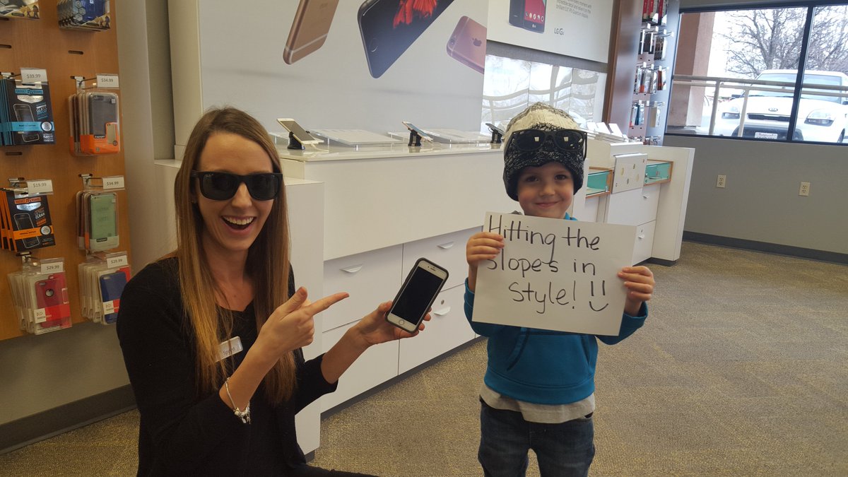 SWirelessNw's tweet photo. New AT&amp;T port-in &amp; Caseco Blu-Toque Beanie!  He'll be hitting the slopes while rocking the tunes! #SWNWHappyCustomer https://t.co/r2X5sYj8vh