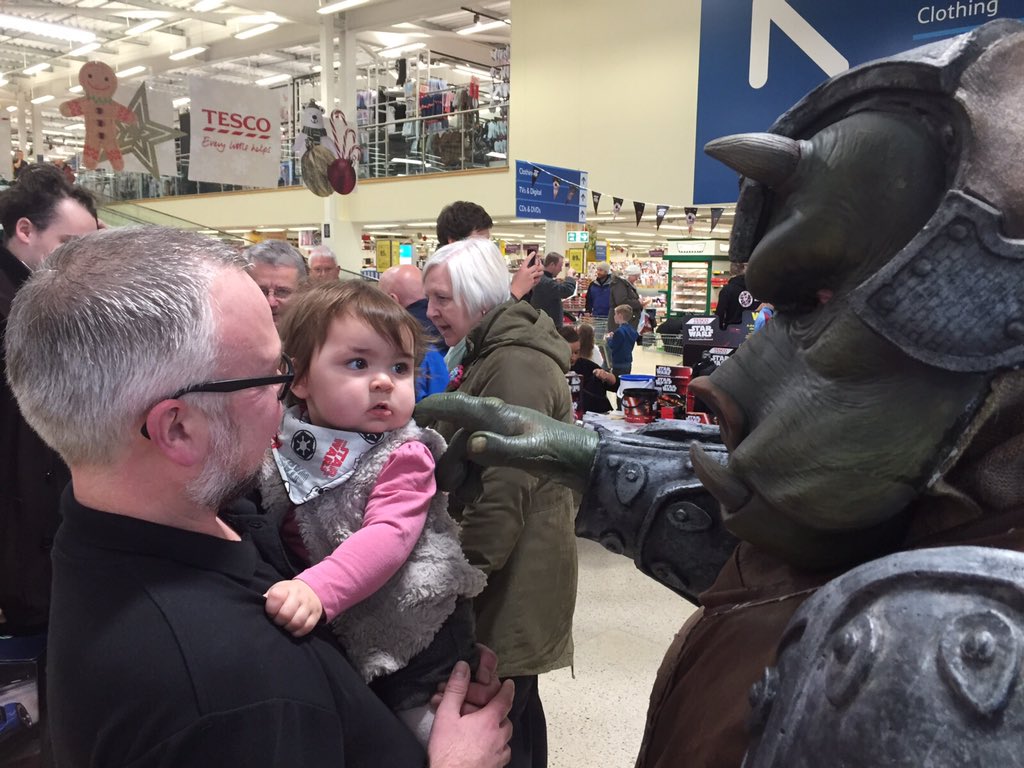 Neavesfund's tweet photo. #tescostarwarsweekend https://t.co/i1Dlcqdh4I