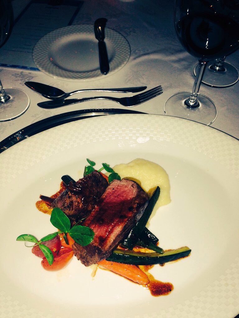 lisaswine's tweet photo. Fabulous food cont'd @ The Reserve, Taj Hotel, w/ François Pienaar, speaker extraordinaire! #MerckAccelerate https://t.co/kpUMoc5Rcu