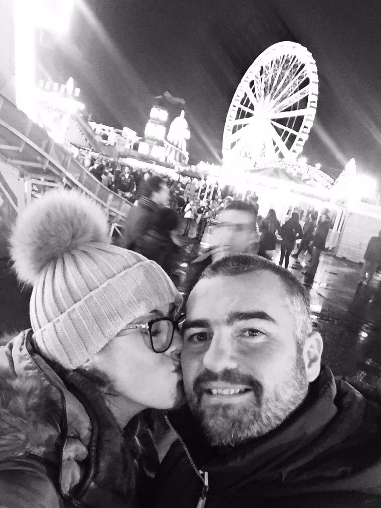 mrspablo196's tweet photo. Back to #WinterWonderland London !!!!  ☃🎅🏻🌲❄️ with @oscar_pablo196 xxXxx https://t.co/ldBFbkgYdc