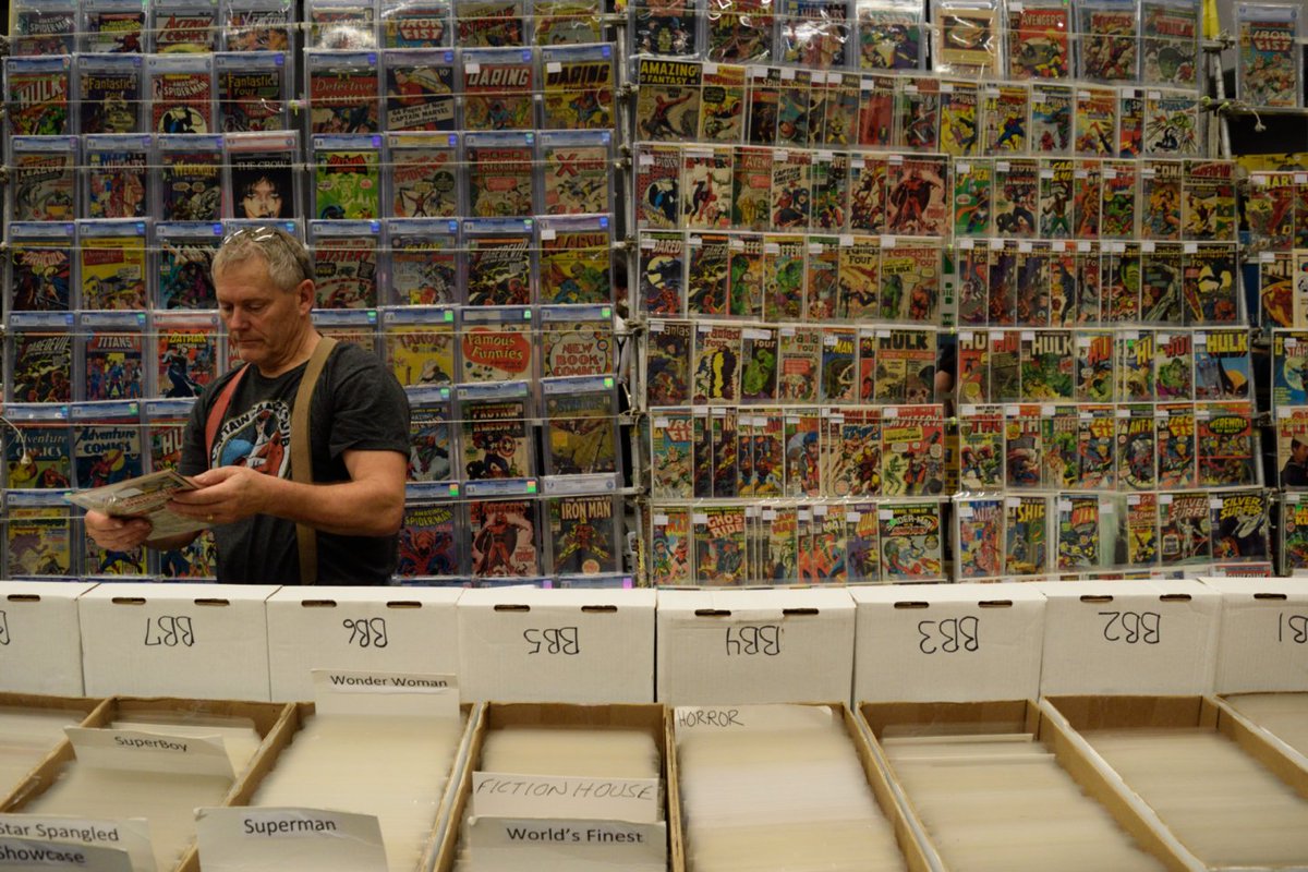 RedpillPhoto's tweet photo. #MiniComicConMtl #2015 @Mtlcomiccon
They seriously had sooo many #Comics...
Harley Yee Rare Comics
Photo: Me https://t.co/nnYL4Oef1l