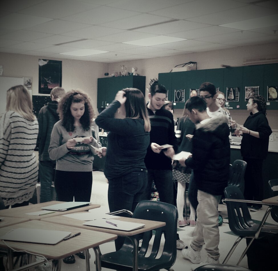 hayjhutch's tweet photo. Studying for fall finals today. Jeopardy and now a round of QuizQuizTrade @vevans1 @KaganOnline #kagan #usd260 https://t.co/XzRKdqktyG