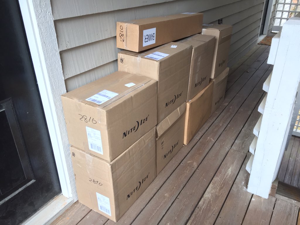 wlultimate's tweet image. Got a shipment from our sponsor @NiteIze today! #niteize #flashflight