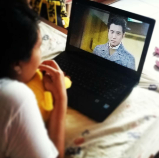 imoddom's tweet photo. Tarde hermosa + Cama + Sang Wook oppa = Perfecciรณnโฅ #HowDoYouViki thanks to @Viki for subtitles :D https://t.co/xrXICcA8I6