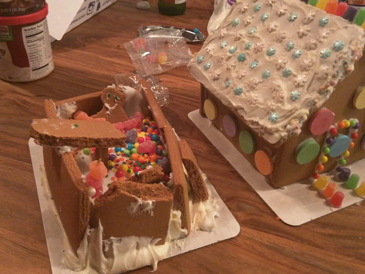 jon_hyman's tweet photo. This house comes complete with a gingerbread pool/ball pit. #appboylife https://t.co/VkxApL1eDO