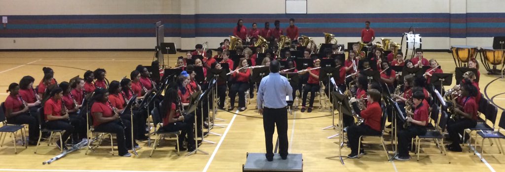 tsmeesa98's tweet image. The LFMS Bands performed their Winter Concert beautifully
@JWilliams_LFMS @Supt_LCSS #lcssproud