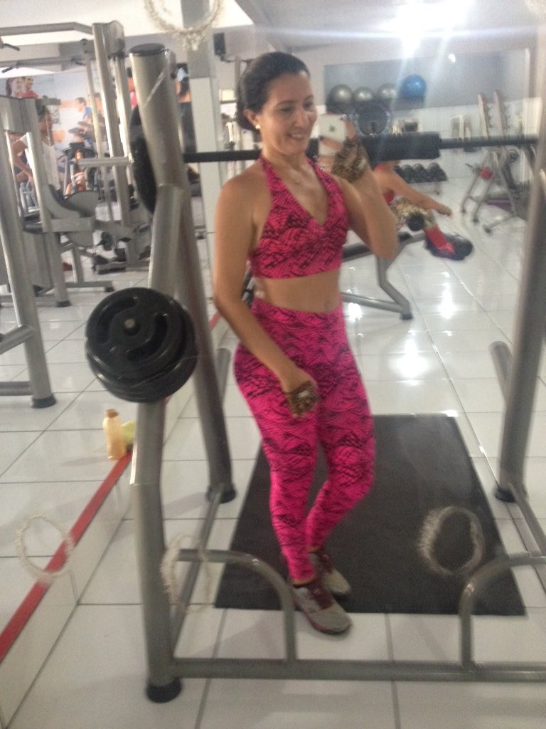 Marcia Farias (@f07559275_linda)  X