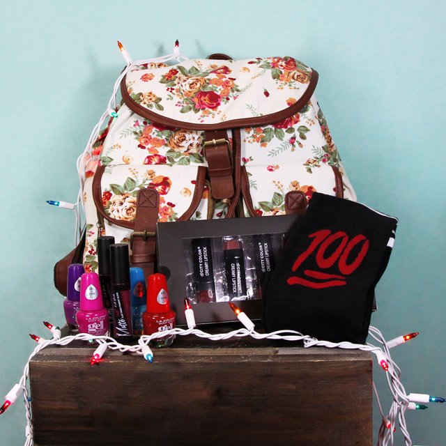 ShopatImage's tweet image. Stocking Stuffers anyone? Get all your must haves only @ShopatImage #stockingstuffers #Christmas #gifts #fashion