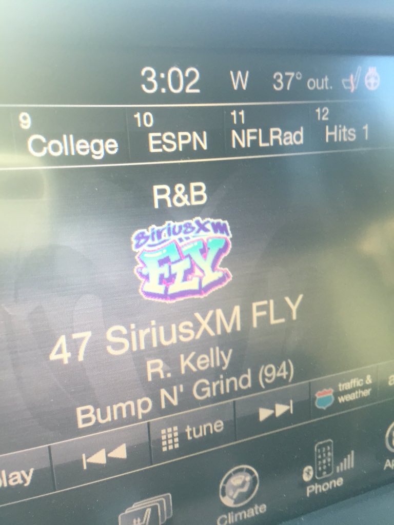 kevinmorin1's tweet photo. @joerexrode @msuswimcoach this pops up a couple times per week. Send it to my wife as a hint. #hasnotworked https://t.co/GWZUQ8yPpn