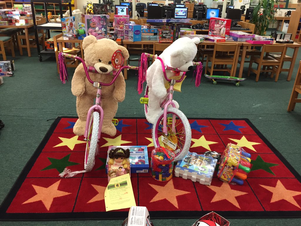 shankeducation's tweet photo. There will be some very happy kiddos 🎀💖@fsugalKYM @CarrieKorkus @WestsideVCS @tanfrankqj @copelinanthony https://t.co/vojHTcCAFL