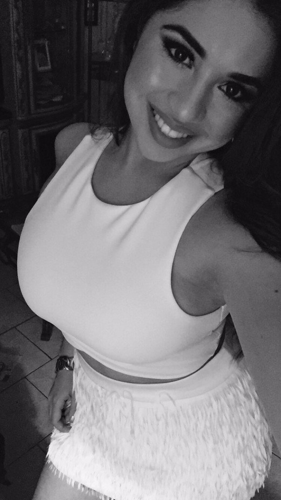 daisviviana's tweet image. I don&apos;t do filters but when I do it&apos;s B&amp;amp;W