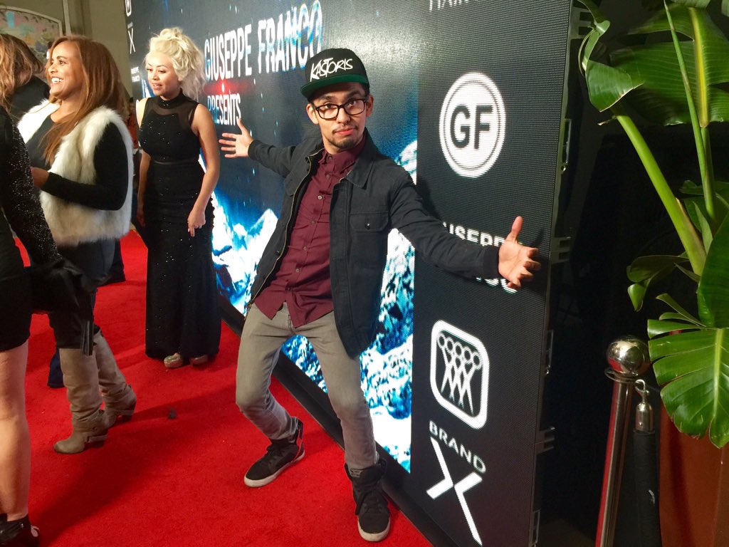 KastorisMusic's tweet image. Making my way onto the red carpet!