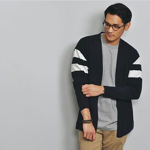 [INSTAGRAM] arez27: Hello. Bantu saya yuk untuk follow account @indrowj saya akan followback bagi yang follow. Than…