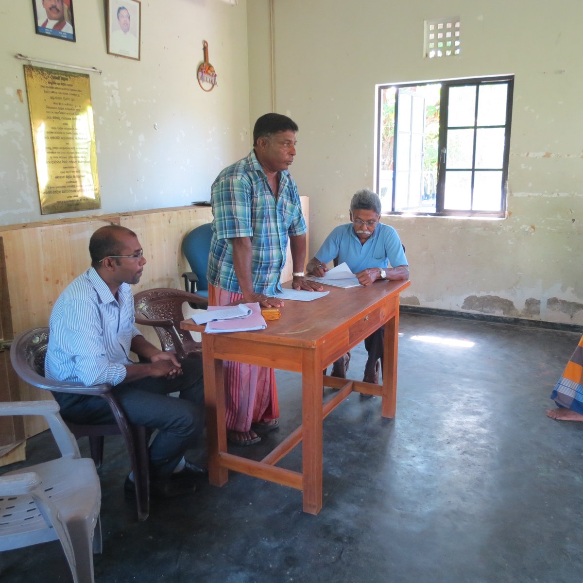 anuramapa's tweet photo. Lagoon  Fisheries  Management Committee meeting #Ambalangoda #lagoons #governance #PracticalAction #biglf https://t.co/bDNkTyaOZ4