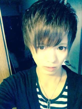 健翔 A Twitter タグ付けしてー 中学生に見えなかったらrt 10代の人みんなrt 暇人絡みたい人rt 少しでもイケメンって思ってくれたらrt Rtお願いします T Co K2xsrgfyvu Twitter