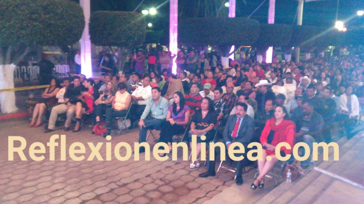 OlmedoJesus's tweet photo. Diputados @Marthita_Esca @MnulCorpusDiaz @LiliaMendozaOax asisten a 2o Informe d Gobierno Zimatlan @YolandaBritania https://t.co/hUYIhxCkXc