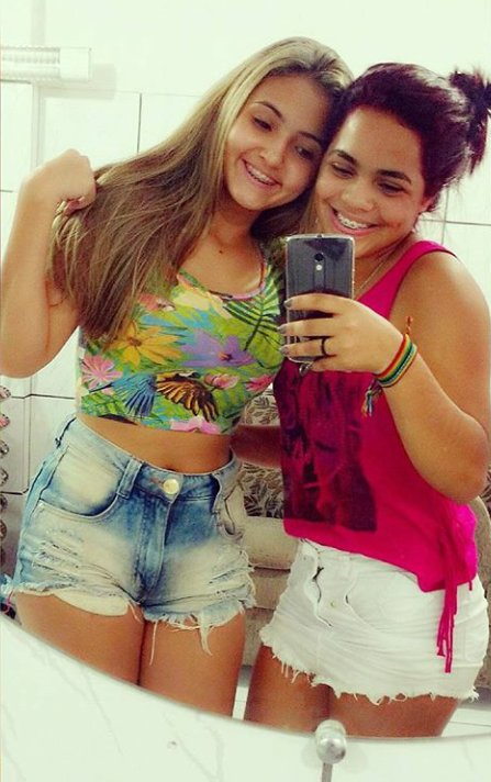 thataperezz's tweet photo. Sem ela não da!!! #qmcolacmg #tddia #irmaprima 💙💙 @LoohFeeh https://t.co/DmDgm7Q5ee