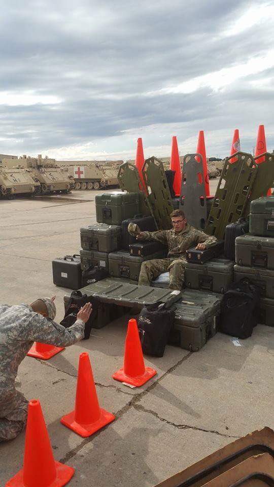 GoT_Tyrion's tweet photo. When Army medics play the Game of Thrones https://t.co/oBTrPiRxkP