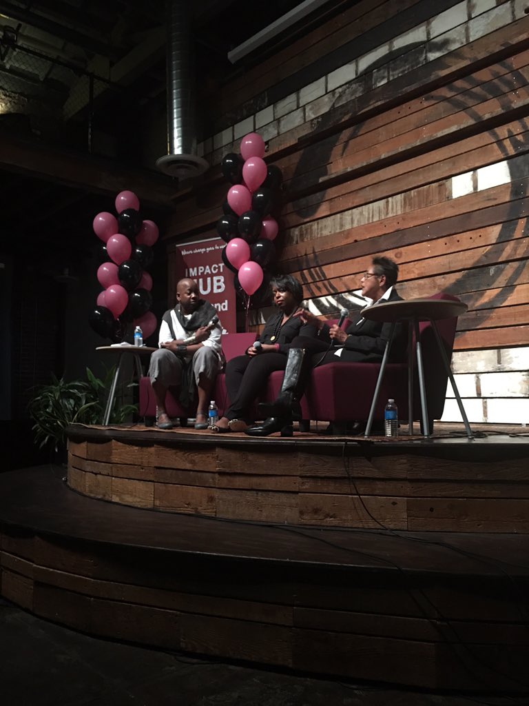 BlackGirlsCode's tweet photo. Finishing up #bgcbehindtheclick @sistaelaine "we have a duty to elevate cases, #SandraBland can't be forgotten" https://t.co/mAJSpayGRg