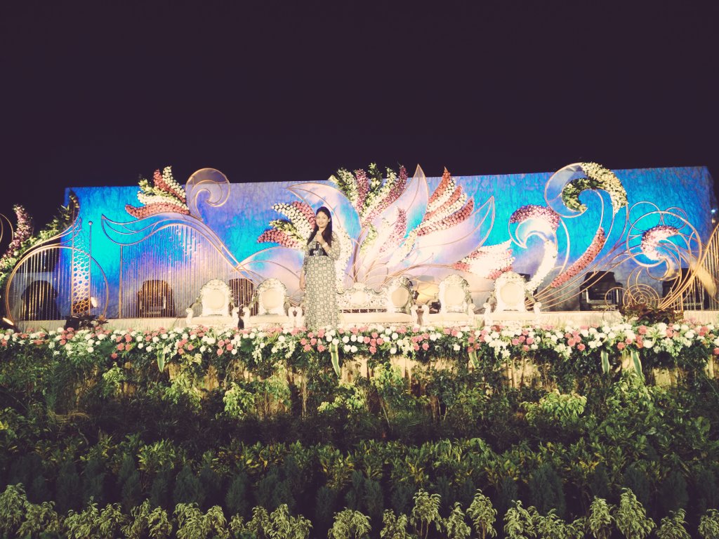AnchorAmla's tweet image. Last evening hosted 🎤 a Superb Entry for a newly married couple&apos;s reception ceremony  .... Lovely set up ...