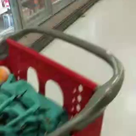 ownyourbold's tweet image. |REPLAY| Late Night Grocery Shopping 👫🎯🌛 #TargetScope #CasualScope #katch #Periscope ktch.tv/54nb