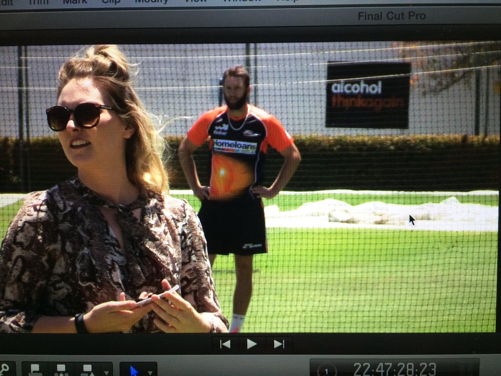 SmashleyStorey's tweet photo. Seriously @Kat_Dumont it's not all about you, get out of my shot!   #perthonality @glen_foreman @BenSomerford https://t.co/HLiNeAJyCG