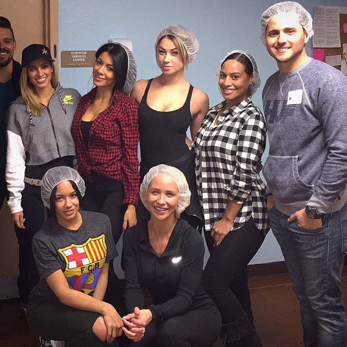 #hakkasanhoneys @eericamichellee  @Heziebaby_lv @sashMOSH &amp; @RFinzy volunteering today with @ShadeTreeVEGAS<a href="/tag/hakkasanhoneys"class="tags">#hakkasanhoneys</a><a class="tags" target="_blank" title="On Twitter" href="/?out=eyJ0eXAiOiJKV1QiLCJhbGciOiJIUzUxMiJ9.eyJpYXQiOjE3MjE2MjY1NDgsImlzcyI6InR3cG9ybnN0YXJzLmNvbSIsIm5iZiI6MTcyMTYyNjU0OCwiZXhwIjoxNzUzMTYyNTQ4LCJyZWRpcmVjdF91cmwiOiJodHRwczovL3R3aXR0ZXIuY29tL2VlcmljYW1pY2hlbGxlZSJ9.-1HcI07dQByaiUC4UBDeSF96M9InibTAesei-X42VibPAZhPKOf_owfUlPKNlZIOEbNJ08-TXItTP56OfTFyDg">@eericamichellee</a><a class="tags" target="_blank" title="On Twitter" href="/?out=eyJ0eXAiOiJKV1QiLCJhbGciOiJIUzUxMiJ9.eyJpYXQiOjE3MjE2MjY1NDgsImlzcyI6InR3cG9ybnN0YXJzLmNvbSIsIm5iZiI6MTcyMTYyNjU0OCwiZXhwIjoxNzUzMTYyNTQ4LCJyZWRpcmVjdF91cmwiOiJodHRwczovL3R3aXR0ZXIuY29tL0hlemllYmFieV9sdiJ9.DlOXALkIAbl7OaIeqs4WcszpscaFOk7yvlRZvE83O0xt6wmqc8ell3FzbQRxEV1nQPXbtT9ZUkkps1fMvUG1Ew">@Heziebaby_lv</a>