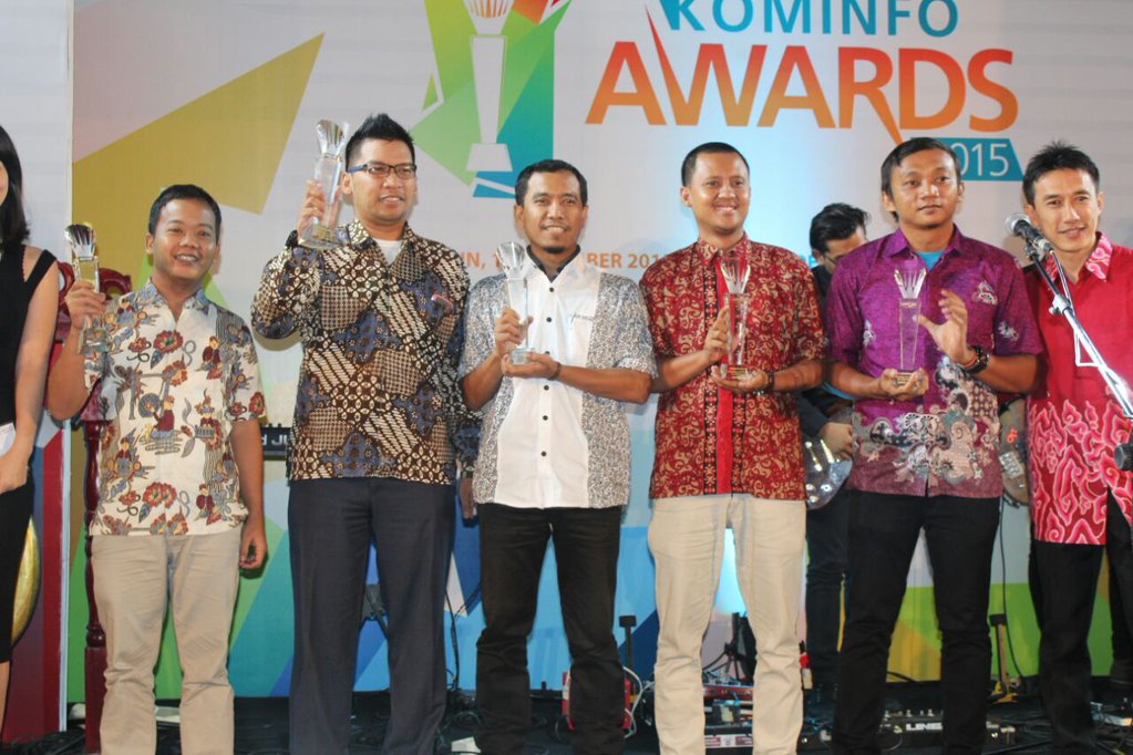 Alhamdulillah Rintisan Saka Telematika mendapatkan penghargaan KOMINFO AWARDS 2015 <a href="/wartakwarnas/">WARTA KWARNAS</a> @pramuka_jabar