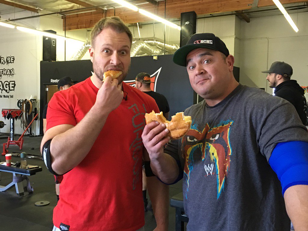 kalojade's tweet photo. Bench pressing and donut eatin with @FuriousPete and @SilentMikke https://t.co/Utz7iYOxuc