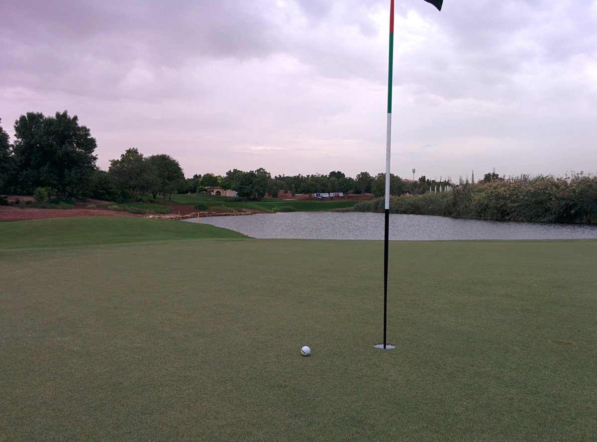ShawninDXB's tweet photo. My attempt at a @F_Molinari on the #6thhole at @JumeirahGolfEst from the championship Tees. #almostaholeinone https://t.co/0Yi0iKpGfA