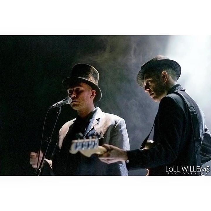  Happy Birthday Sir Paul ! \"PAUL SIMONON & DAMON ALBARN\" live at \" 
