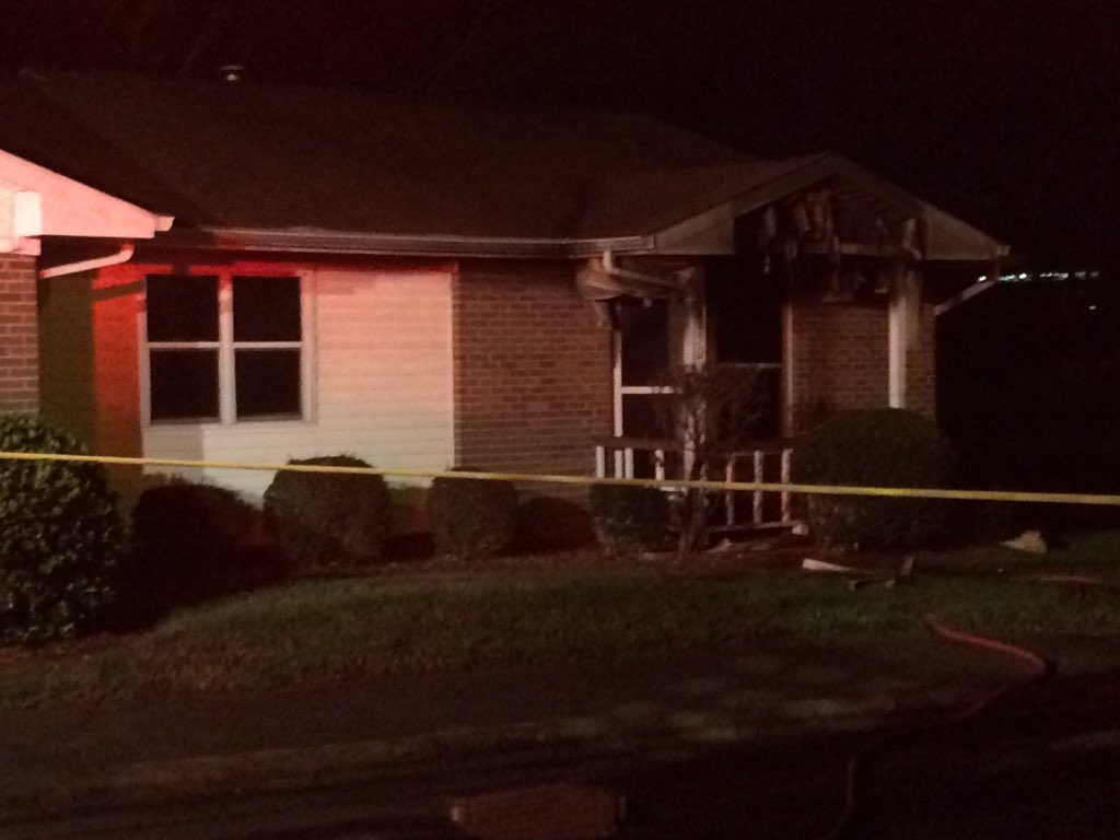 myfox8's tweet photo. Two people are homeless after a fire at a Winston-Salem duplex Tuesday morning. https://t.co/79pUpGb6Nt https://t.co/M49rQNf4zU