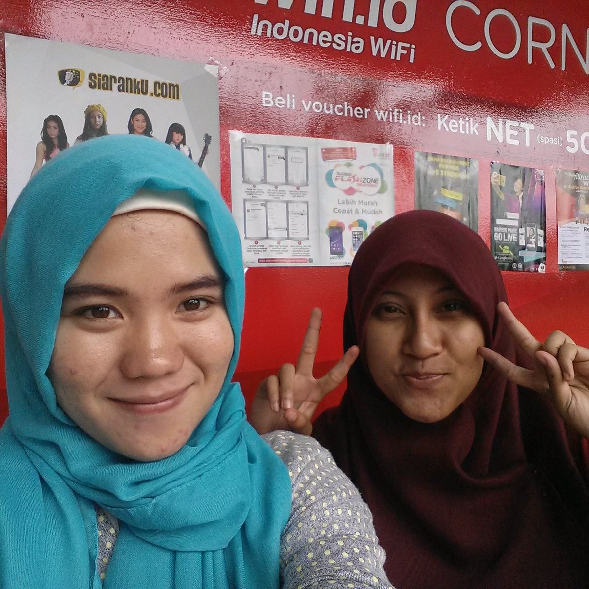 witwhny's tweet photo. Wifi: kenikmatan surga yg dibawa ke dunia, trims telah hadir di muka bumi ini @wificorner_id #wico #plasaparung https://t.co/jJS6GZAeAP