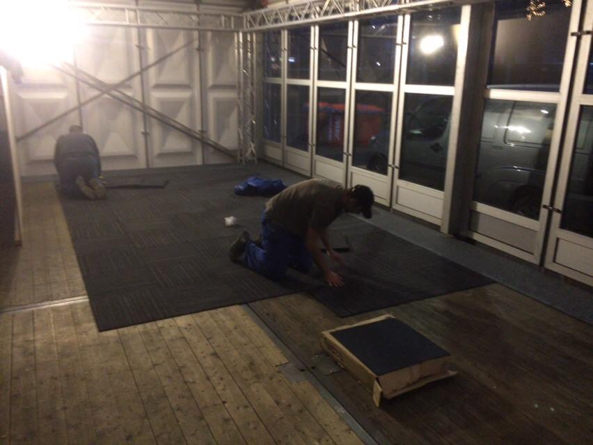 Warme voetjes voor het #GlazenHuisEmmen Succes!!