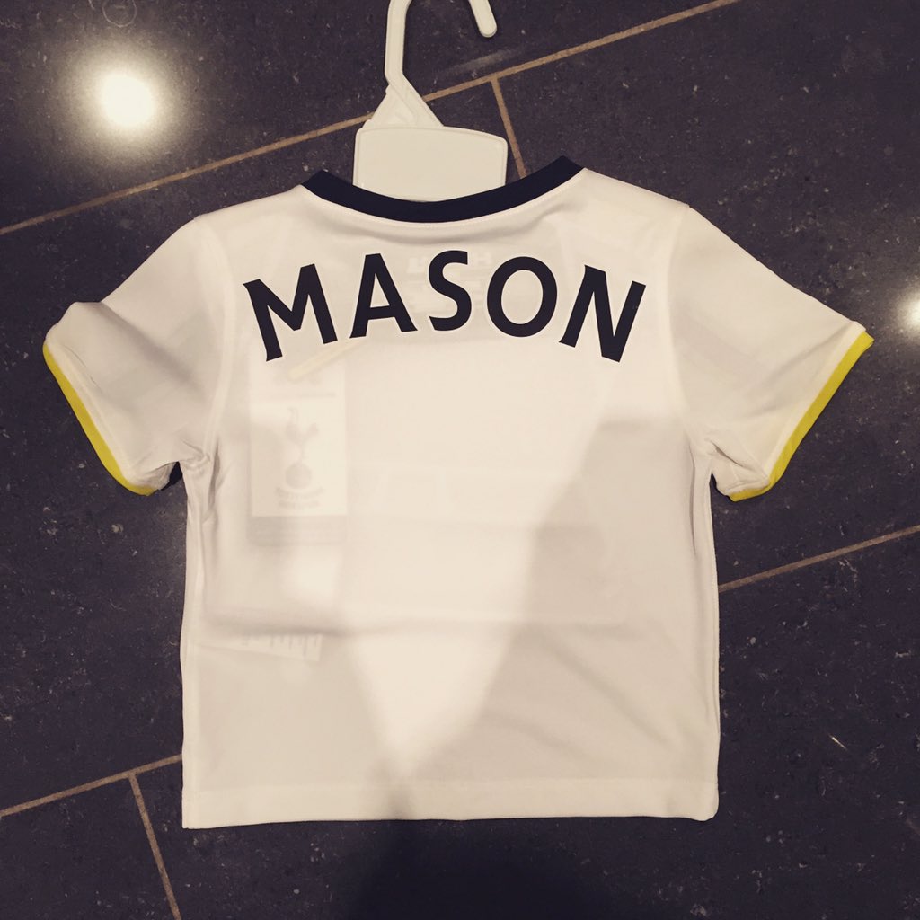 mattgould76's tweet photo. @SpursOfficial morning, any chance of a happy 1st birthday tweet to my son Mason!? #futureplayer!? #alwaysspurs https://t.co/dOxcld0MC3