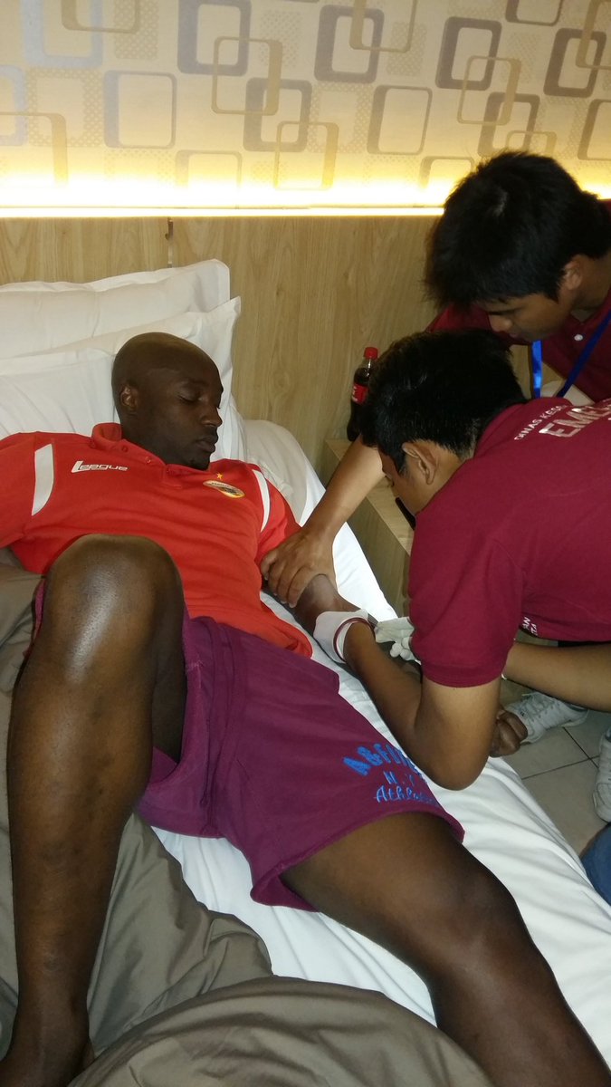 Life is not easy but we keep fighting everyday...God always there for all of us.💪☝👆
#godfirst 
#guepersija