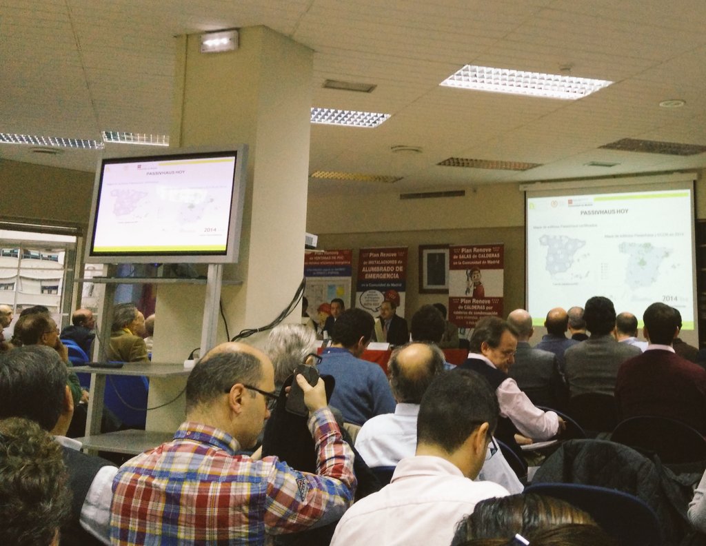 efficient_e_com's tweet photo. #Passivhaus en el clima de #Madrid @fenercom_madrid #objetivo2020 @passivehouseINT @ComunidadMadrid https://t.co/vhIUtrUPi6