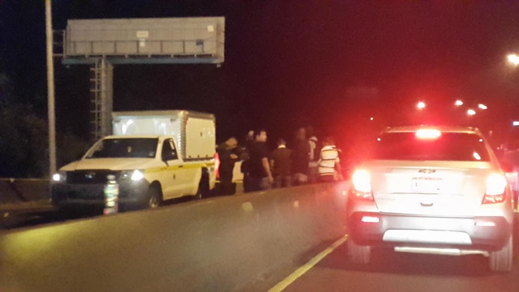 alegelias's tweet photo. Cerrado paño en direccion hacia el interior P. de las Americas desde Howard hasta Arraijan @tvntrafico @TraficologoO https://t.co/C4zzLrOrzh