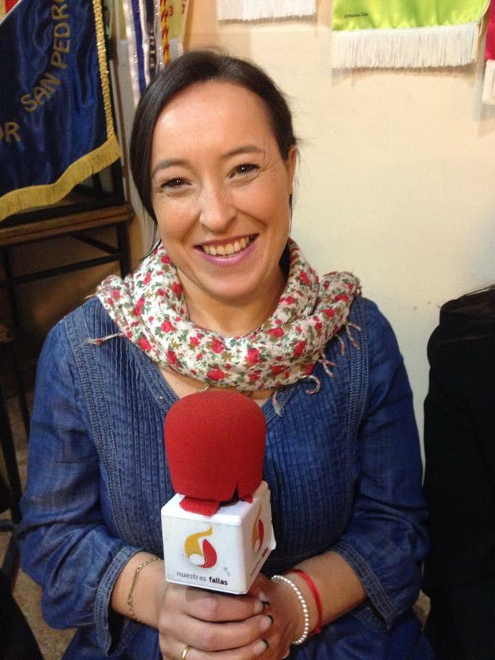 FallaTriador's tweet photo. Inma Chuliá, FM16, fue la anfitriona de la entrevista a las #FFMM2016 del @Pilar_SFrancesc hechas por @Ondafallera https://t.co/tEdvkirKsI