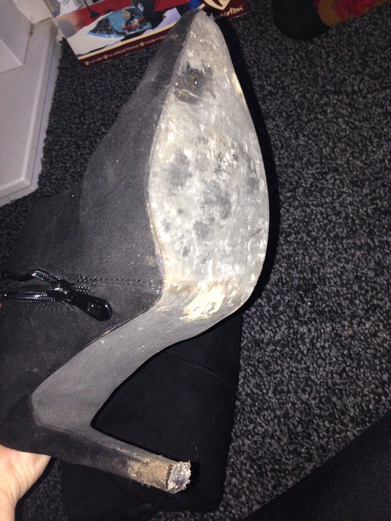 ambercurlytots's tweet photo. @Missguided_help @Missguided order111422665 sort it out jheez 😒😳 https://t.co/CExyidUaZc