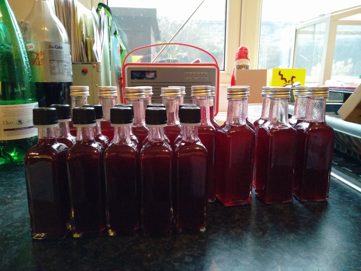shabbypreserves's tweet photo. Big and little bottles of cassis, all ready to go into our hampers. Kept a bottle for ourselves, naturally. https://t.co/vWh3Rjo50V