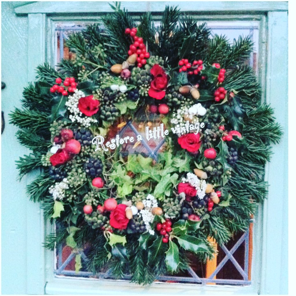 vintageburd's tweet photo. @KirstieMAllsopp here is my effort! https://t.co/qyuvFwtguU