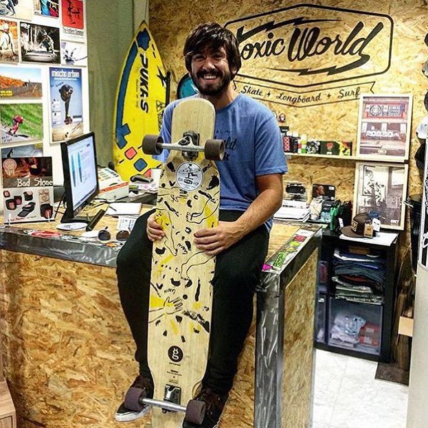 #longboardstuff from: ohmylong | Todo un placer presentaros al nuevo miembro del OHMYLONG TEAM!
<a href="/borjaallue/">BORJA ALLUE</a> coofund…